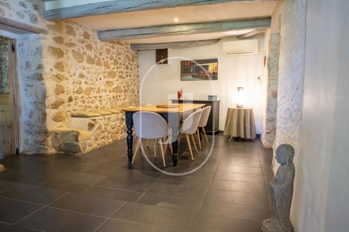 Image No.6-5 Bed House for sale