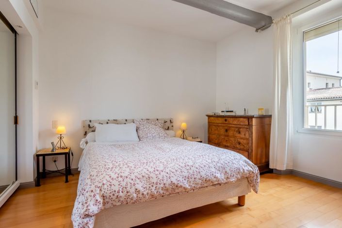 Image No.13-6 Bed House for sale