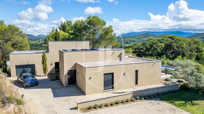 Image No.13-5 Bed House for sale