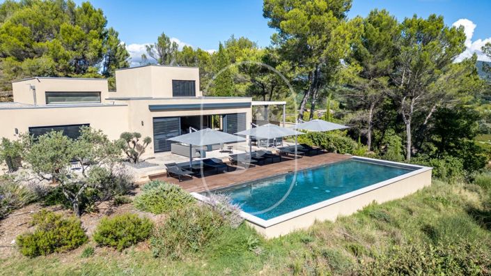 Image No.3-5 Bed House for sale