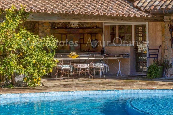 Image No.5-5 Bed House for sale