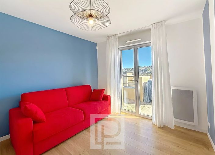 Image No.10-3 Bed Apartment for sale