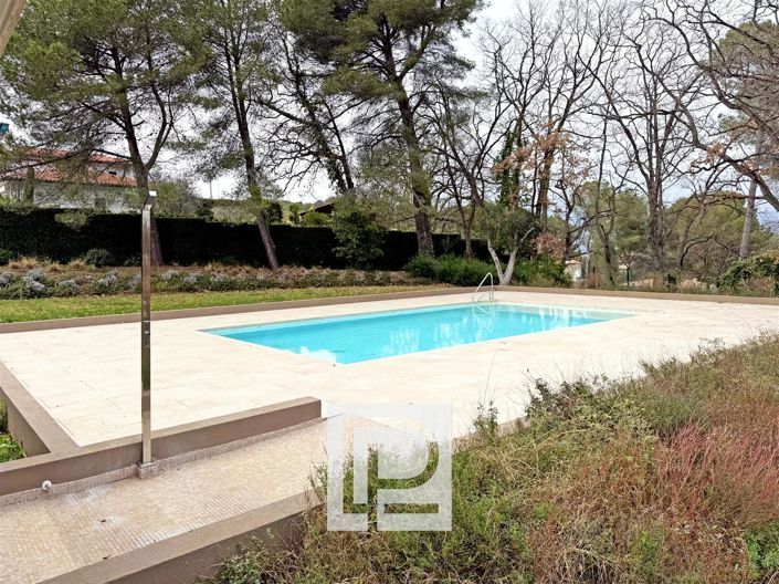 Image No.11-3 Bed Apartment for sale