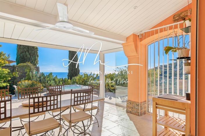 Image No.5-4 Bed House for sale