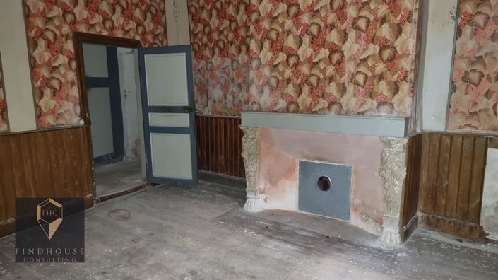 Image No.11-6 Bed House for sale