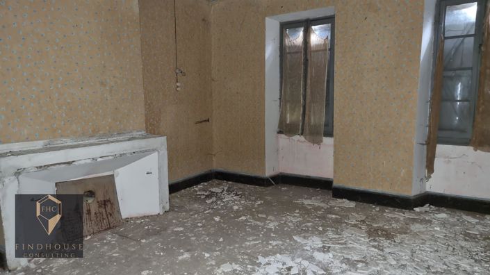 Image No.14-6 Bed House for sale