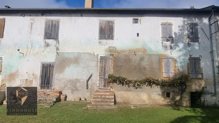 Image No.17-6 Bed House for sale