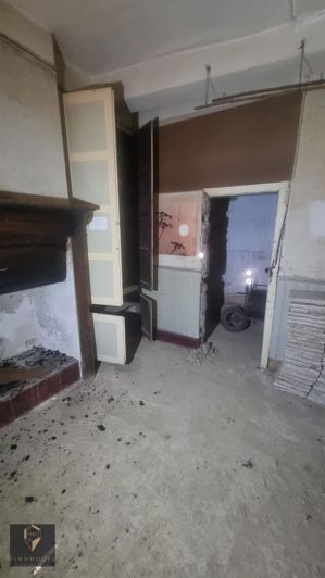 Image No.9-6 Bed House for sale