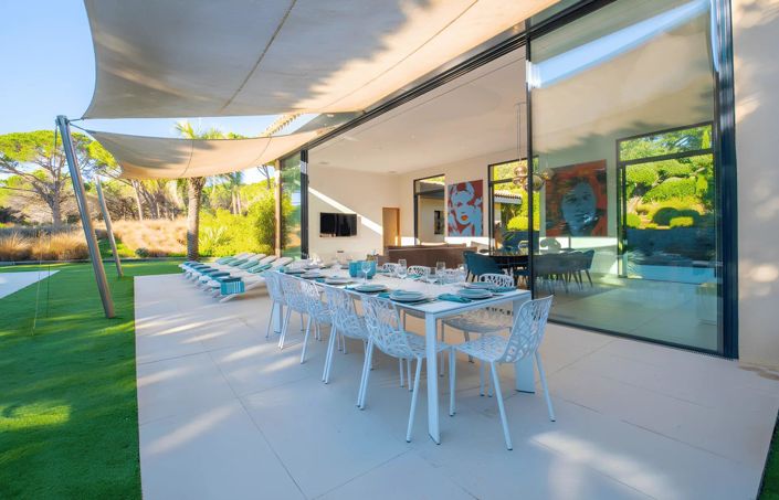 Image No.4-6 Bed House for sale