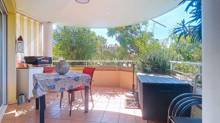 Image No.2-Appartement de 2 chambres à vendre à Saint-Raphael