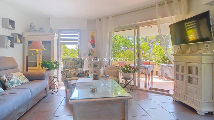 Image No.3-Appartement de 2 chambres à vendre à Saint-Raphael