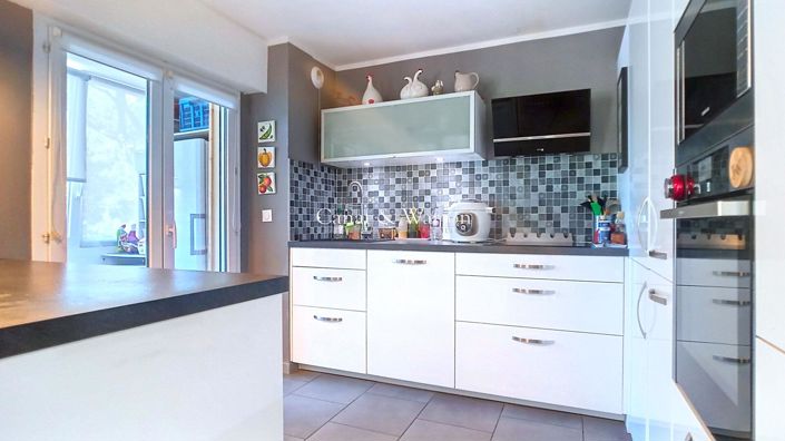 Image No.4-Appartement de 2 chambres à vendre à Saint-Raphael