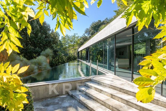 Image No.8-Maison de 6 chambres à vendre à Villeneuve-lès-Avignon