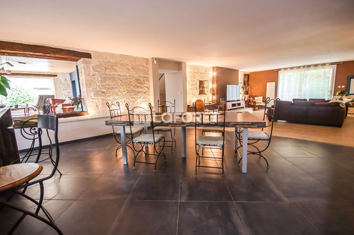 Image No.3-Propriété de 5 chambres à vendre à Agen