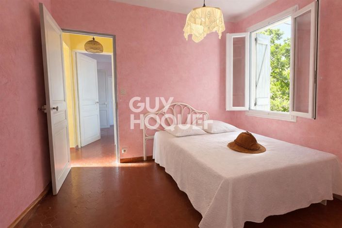 Image No.2-3 Bed House for sale