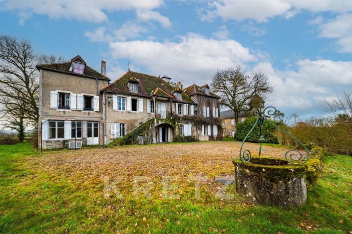 Image No.2-10 Bed House for sale