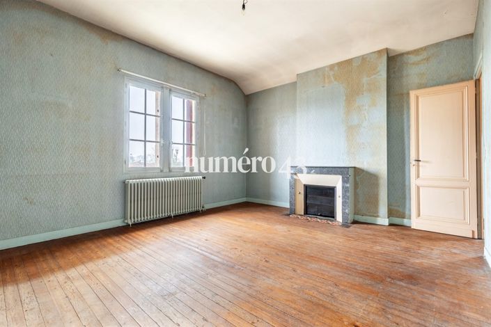 Image No.13-4 Bed House for sale