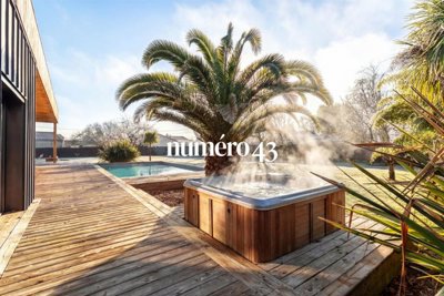 1 - Cissac-Médoc, Property