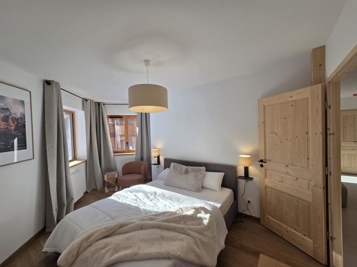 Image No.3-4 Bed Apartment for sale