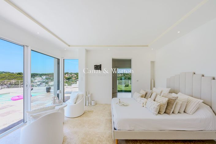 Image No.3-Propriété de 4 chambres à vendre à Fréjus