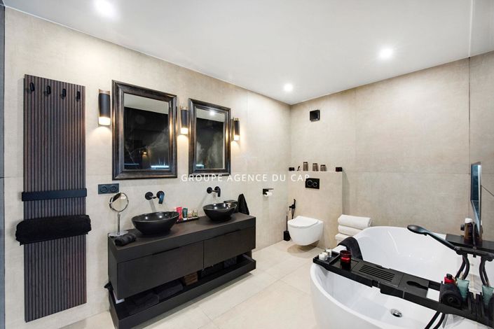 Image No.12-3 Bed Apartment for sale