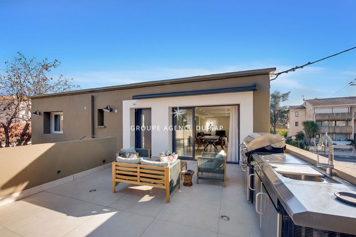 Image No.18-3 Bed Apartment for sale