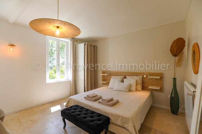 Image No.7-Propriété de 11 chambres à vendre à Saumane-de-Vaucluse