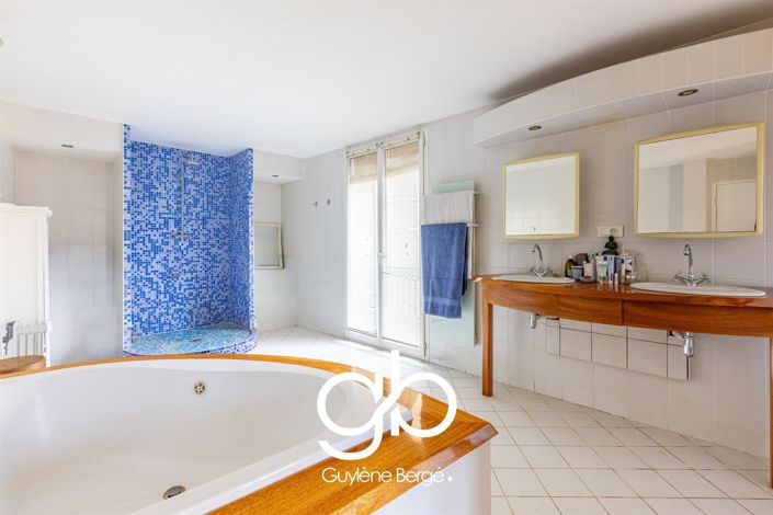 Image No.8-Maison de 6 chambres à vendre à Lansargues