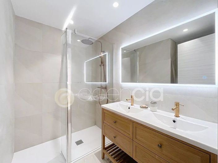 Image No.13-Appartement de 2 chambres à vendre à Cannes