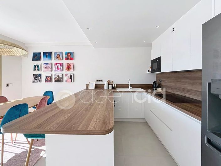 Image No.6-Appartement de 2 chambres à vendre à Cannes