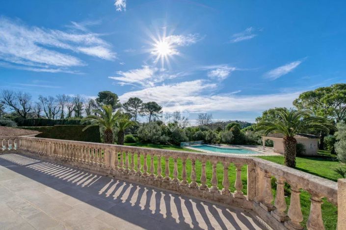 Image No.13-6 Bed House for sale