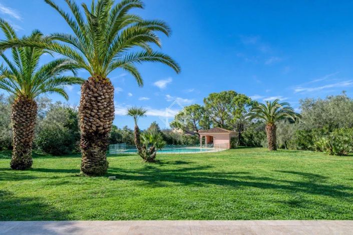 Image No.14-6 Bed House for sale