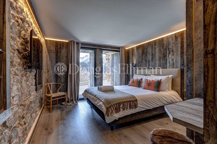 Image No.11-6 Bed House for sale