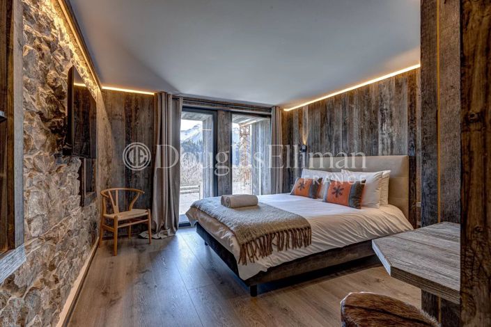 Image No.11-6 Bed House for sale