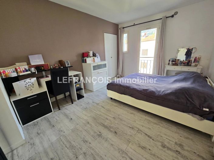 Image No.12-Appartement de 4 chambres à vendre à Peymeinade