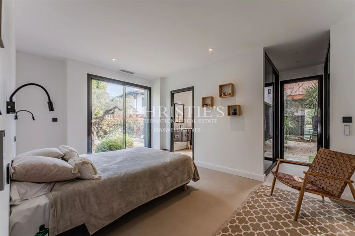 Image No.11-4 Bed House for sale