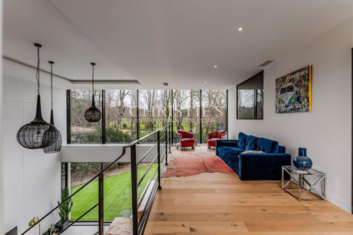 Image No.15-4 Bed House for sale