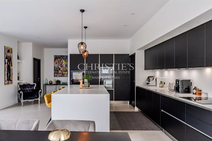 Image No.7-4 Bed House for sale