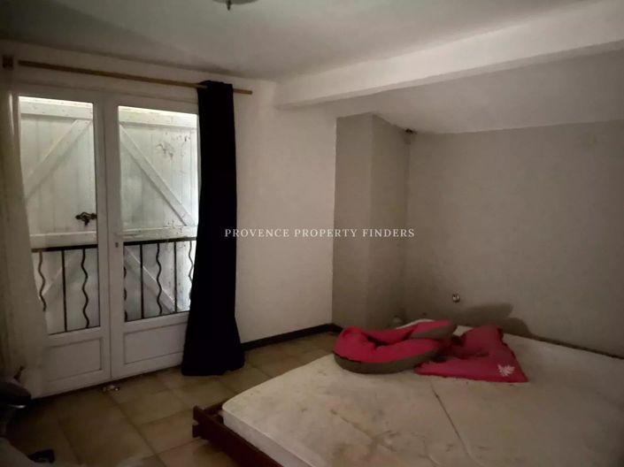 Image No.20-3 Bed House for sale