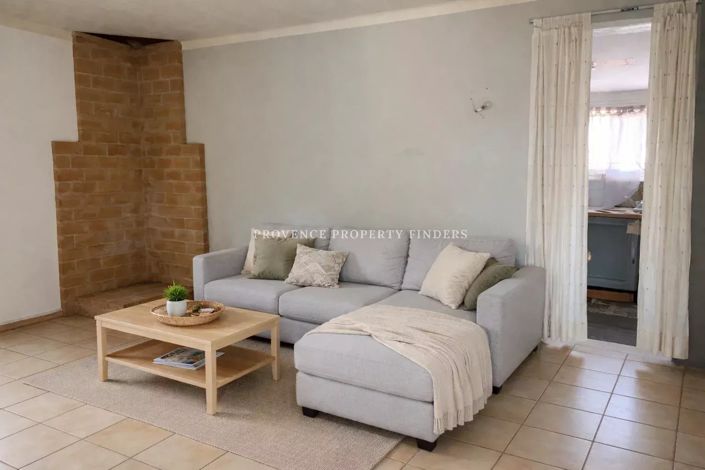 Image No.25-3 Bed House for sale