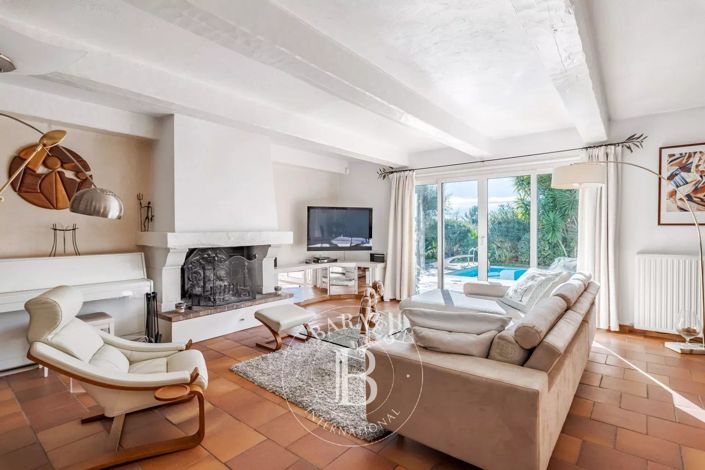 Image No.5-Maison de 4 chambres à vendre à Grasse