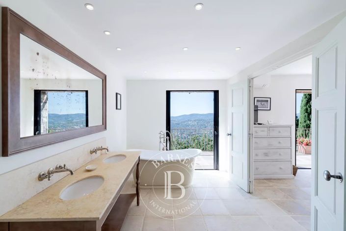 Image No.7-4 Bed House for sale