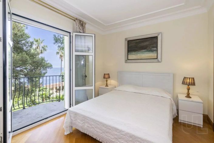 Image No.12-10 Bed House for sale