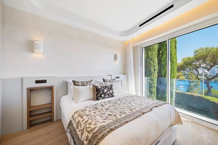 Image No.12-4 Bed House for sale