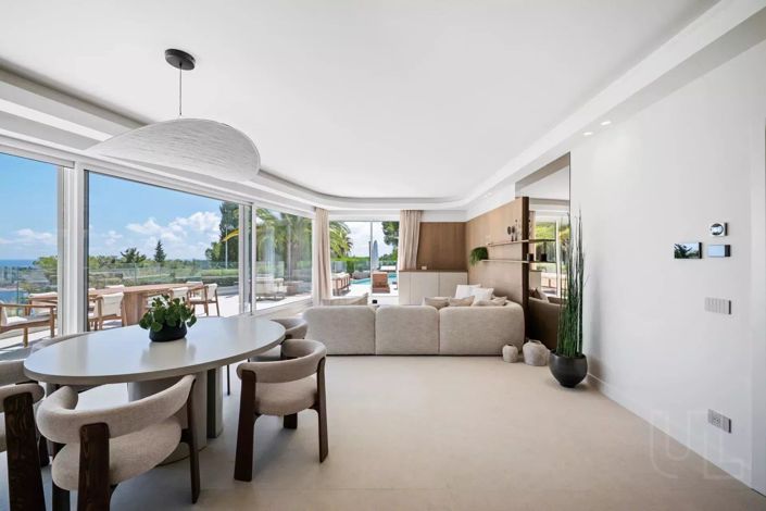 Image No.9-4 Bed House for sale