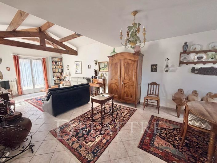 Image No.4-2 Bed House for sale