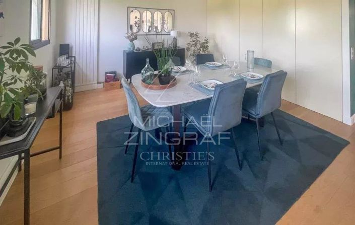 Image No.10-3 Bed Apartment for sale