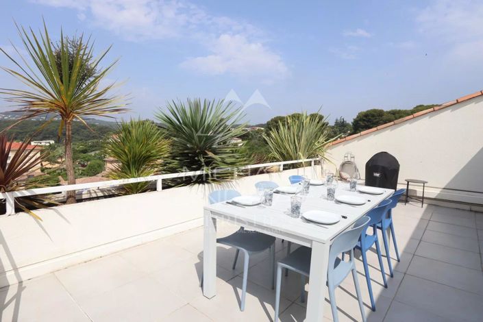 Image No.13-3 Bed Apartment for sale