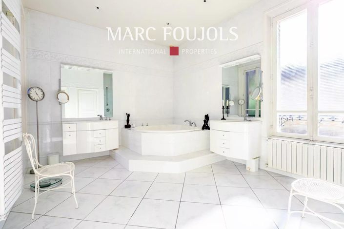 Image No.18-7 Bed House for sale