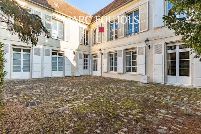 Image No.5-7 Bed House for sale